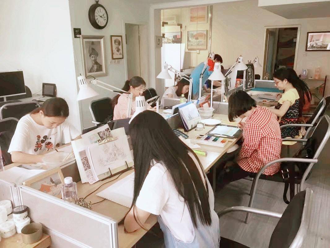 重庆美术培训：2021艺考生集训期间常见的心理问题，该如何调节？