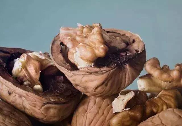 重庆美术培训画室带你来看三位超精微油画的高手， 最年轻仅十六岁！