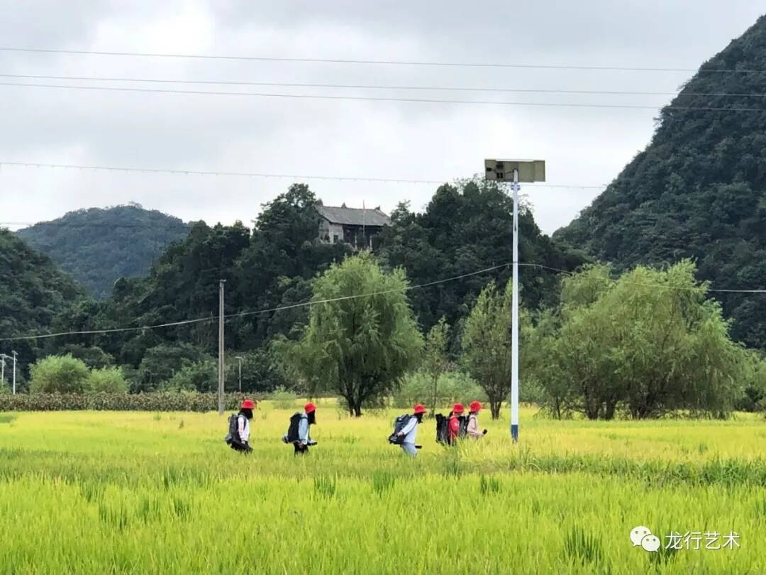 观画展 ‖ 美术生写生真的累，负重几十斤日行上万步记录了这些美景......