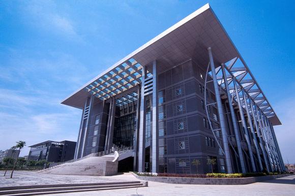 这八所“轻工”大学设计类专业都杠杠的！想往美术设计类行业发展的可以考虑下！图二