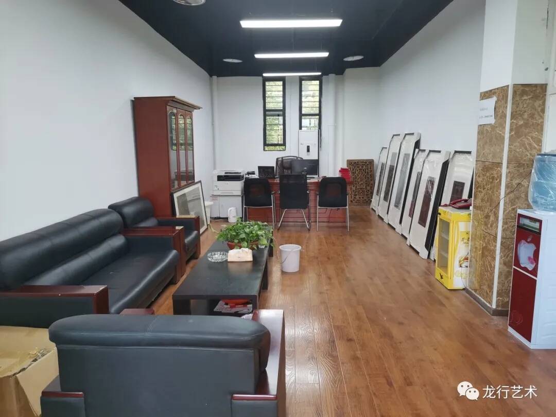 龙行美院新校区｜热烈祝贺龙行艺术新校区开业！